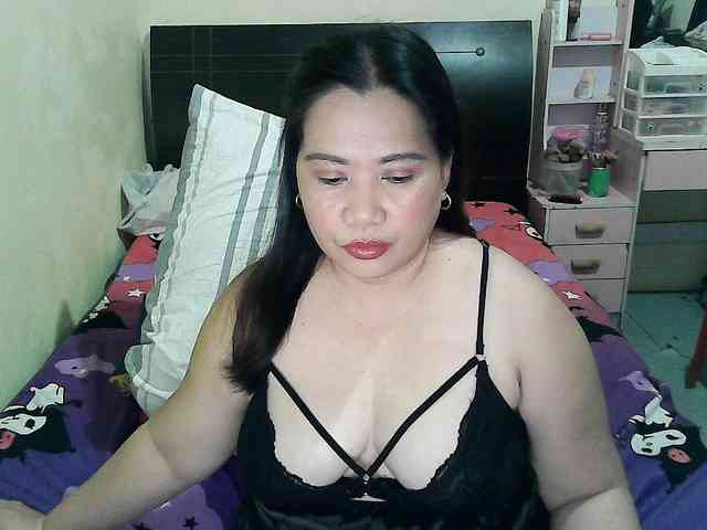 Ellaine08 webcam