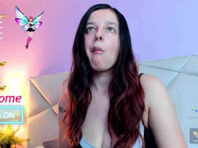 nude amateur cam PennyDolce