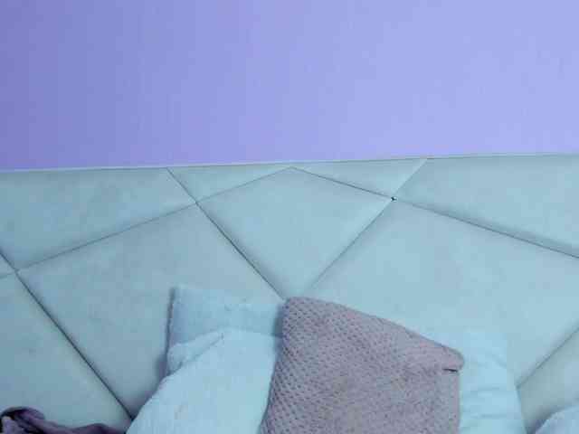 Group chat for 20 39 tokens, Full privates for 30 59 tokens, Privates for 3..., big teens 9