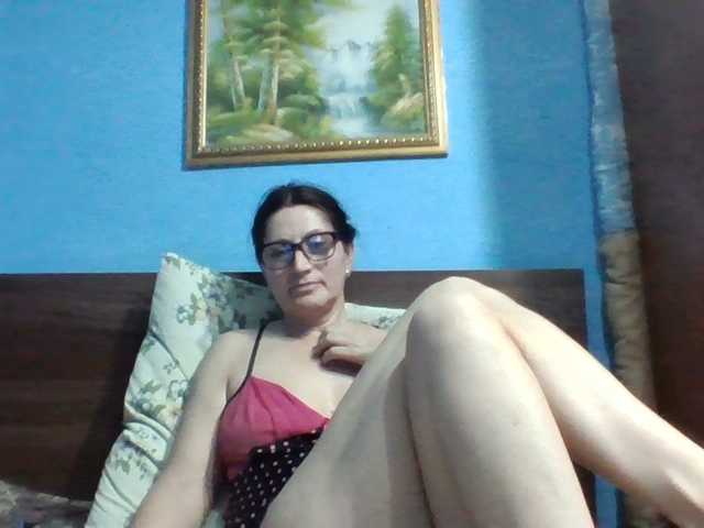 SexyEstelle vous attend pour discuter, flirter et plus sur bongacams