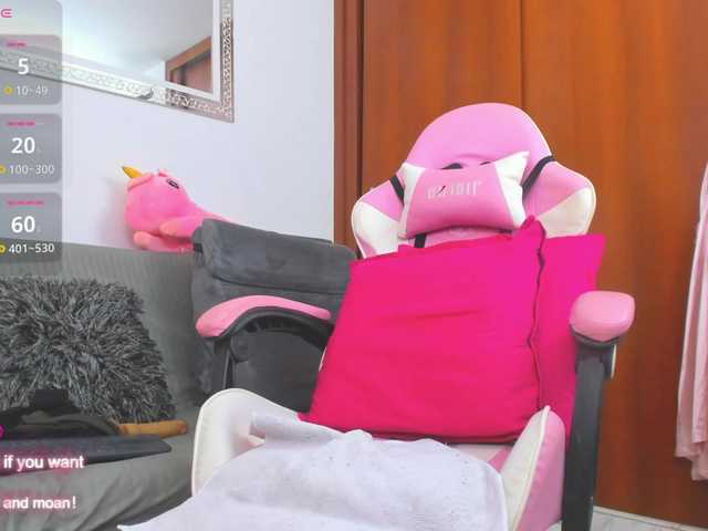 MarianaReyes's BongaCams show and profile