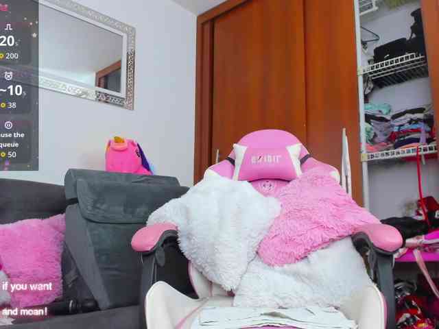 MarianaReyes webcam