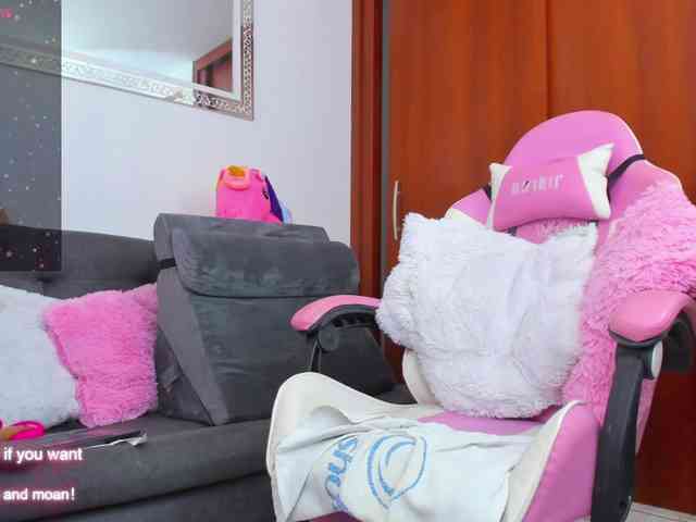 MarianaReyes webcam