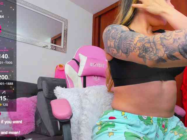 MarianaReyes webcam