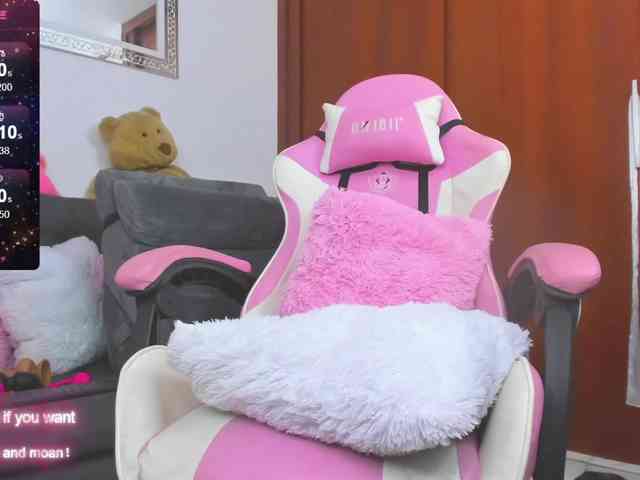 MarianaReyes webcam