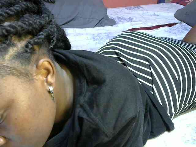 Cutesweetness webcam