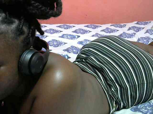 Cutesweetness webcam