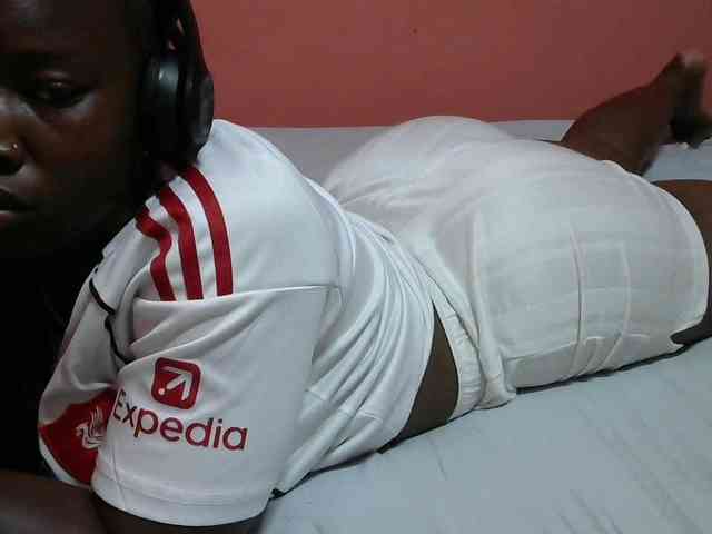 Cutesweetness webcam