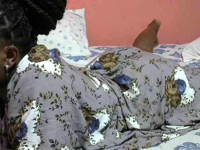 Cutesweetness webcam