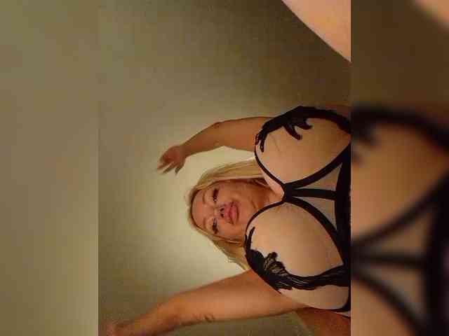 Sofia1818 webcam