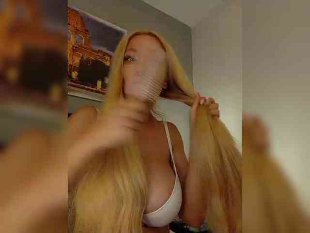 Sofia1818 webcam