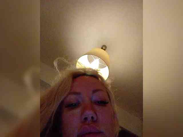 Sofia1818 webcam
