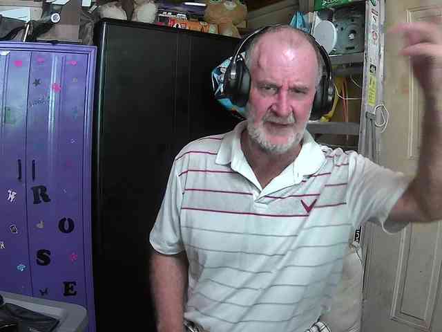 SUPERSEXY1963 webcam