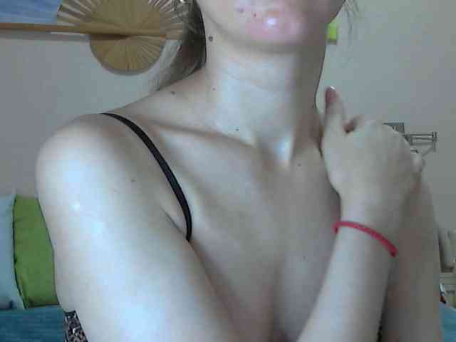 Shaved White, Shaved Babes, Gr Live Adult Video Chat – 24/7 XXX Cams | GodfatherXXX
