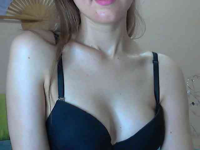 Lolakisss webcam