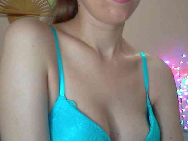 Lolakisss webcam