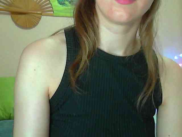Lolakisss webcam