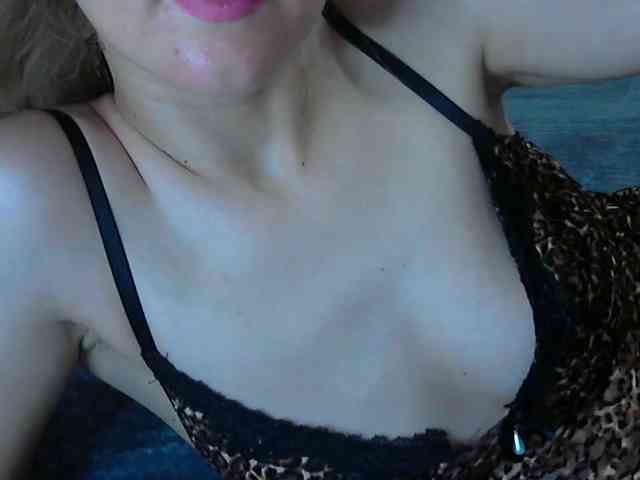 Lolakisss webcam