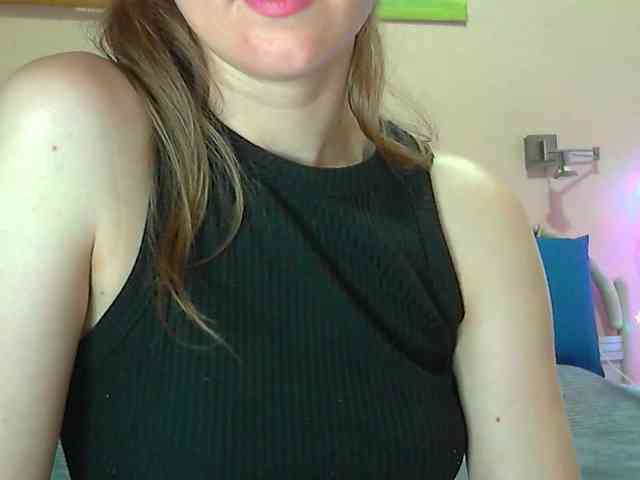 Lolakisss webcam