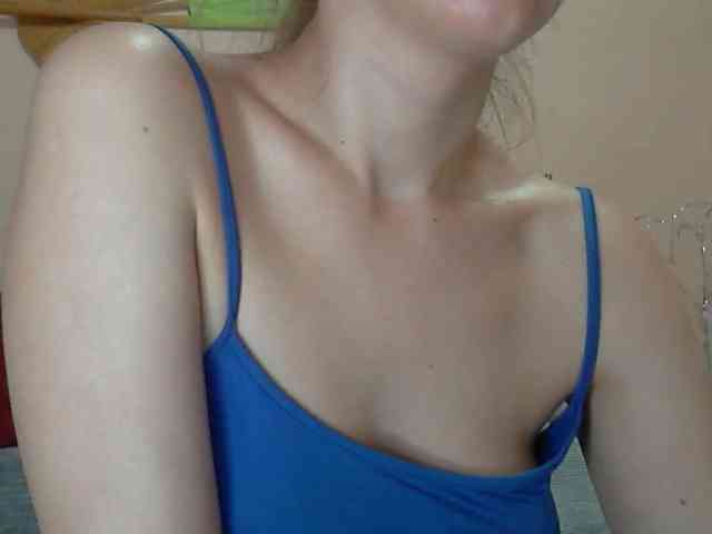 Lolakisss webcam