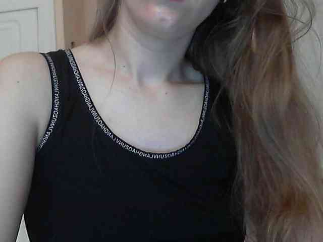 Lolakisss webcam