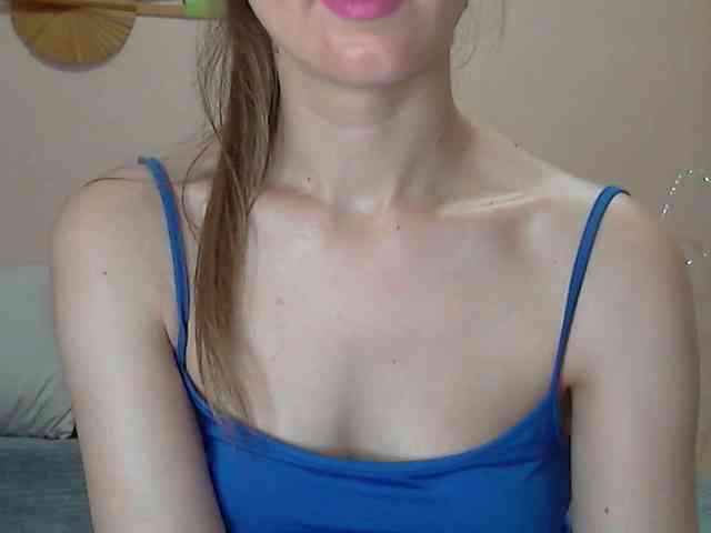 Lolakisss webcam