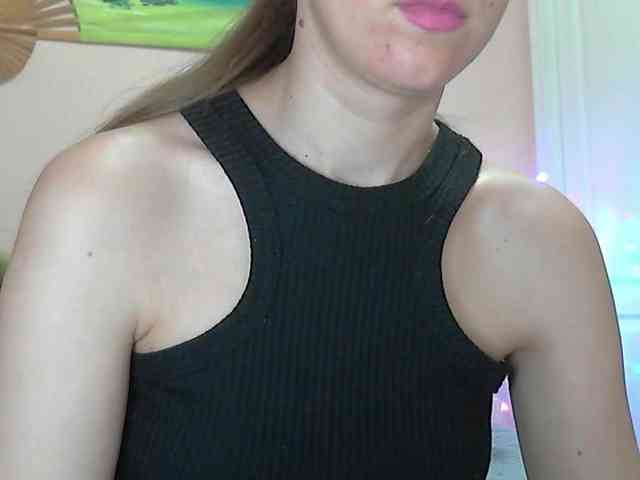 Lolakisss webcam
