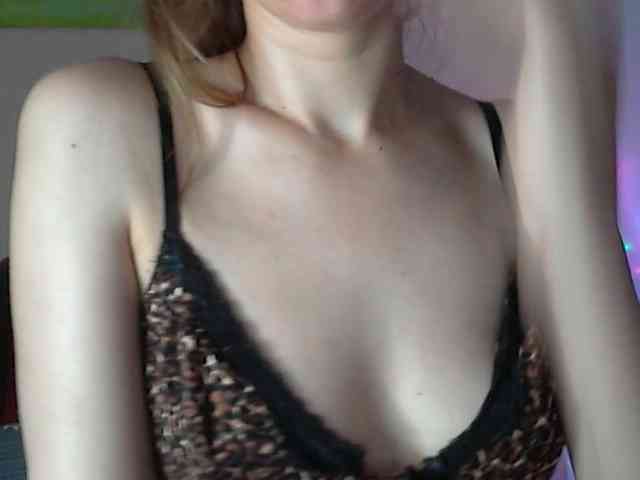 Lolakisss webcam