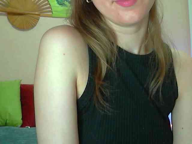 Lolakisss webcam