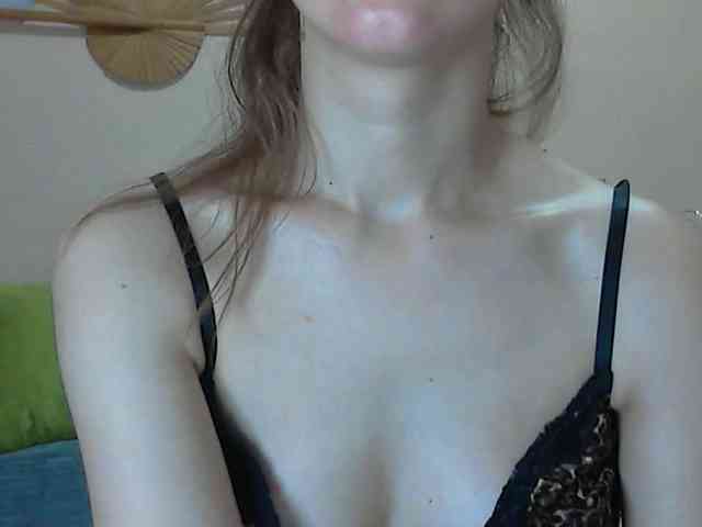 Lolakisss webcam