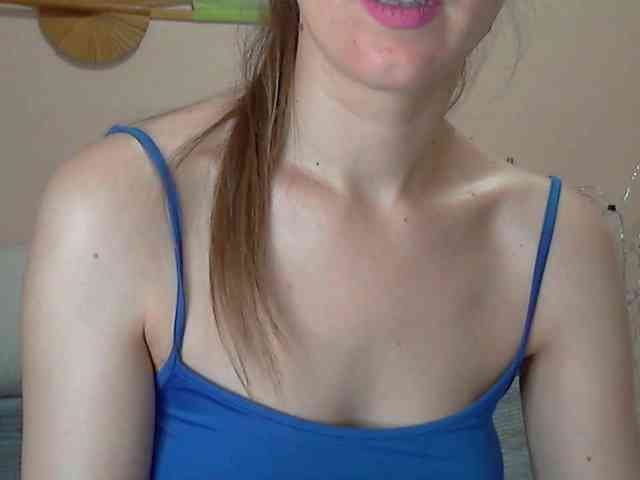 Lolakisss webcam