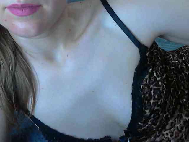 Lolakisss webcam