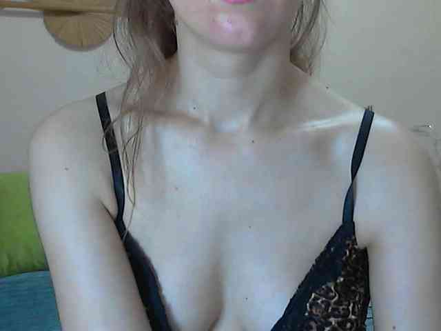 Lolakisss webcam