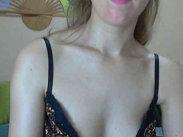 Lolakisss webcam