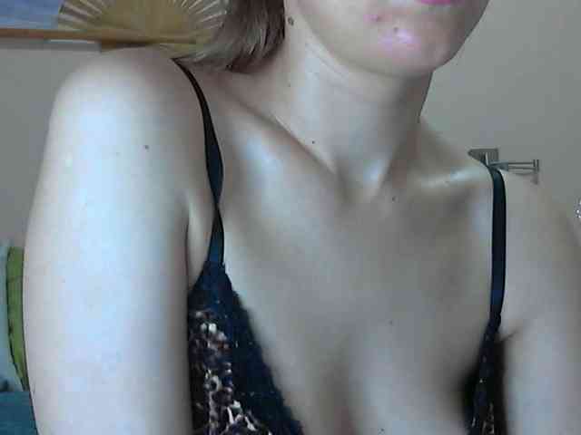 Lolakisss webcam
