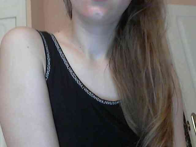 Lolakisss webcam