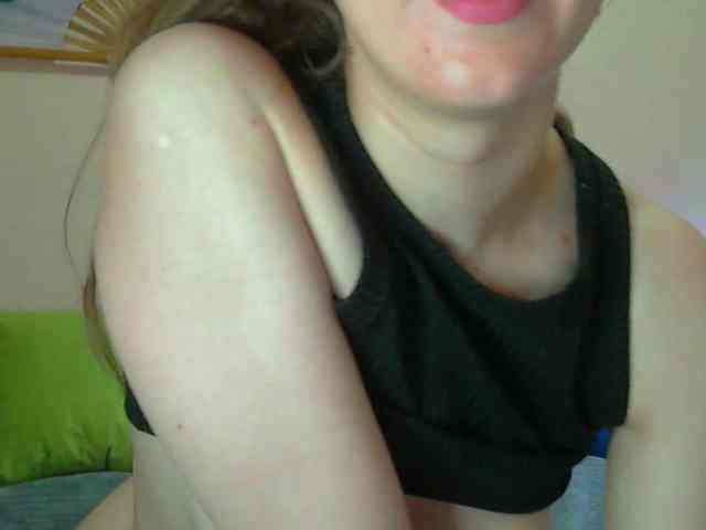 Lolakisss webcam