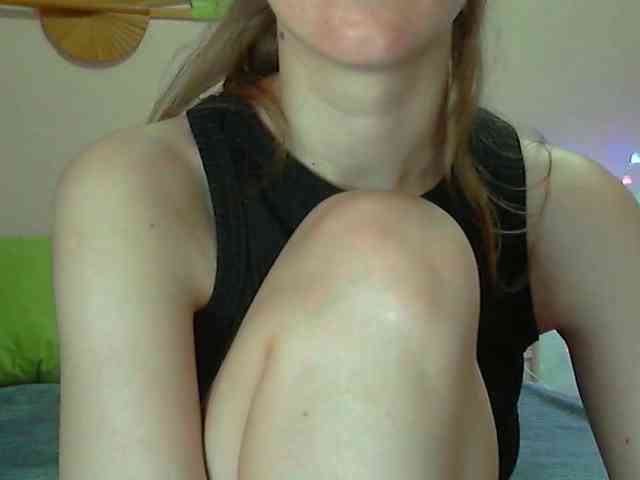 Lolakisss webcam