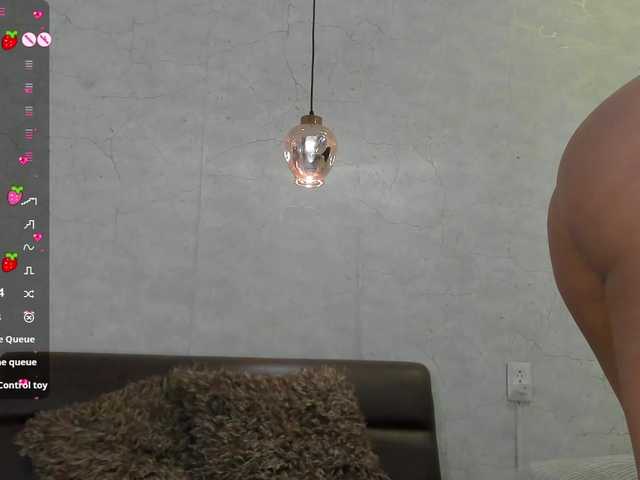 Sophiietaylor's BongaCams show and profile