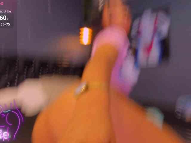 Sophiietaylor Live Webcam on BongaCams
