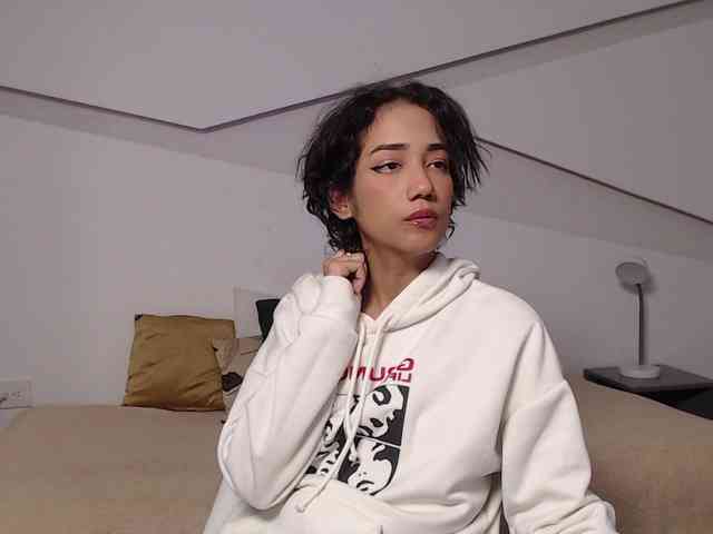 Kity-hot webcam