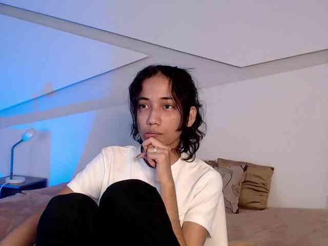 Kity-hot webcam