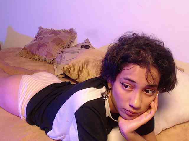 Kity-hot webcam