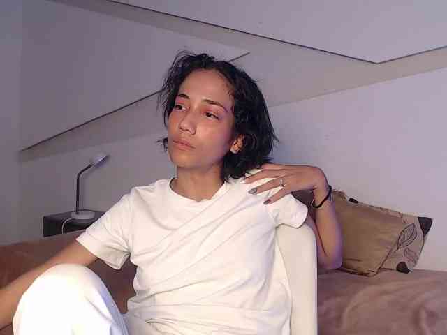 Kity-hot webcam