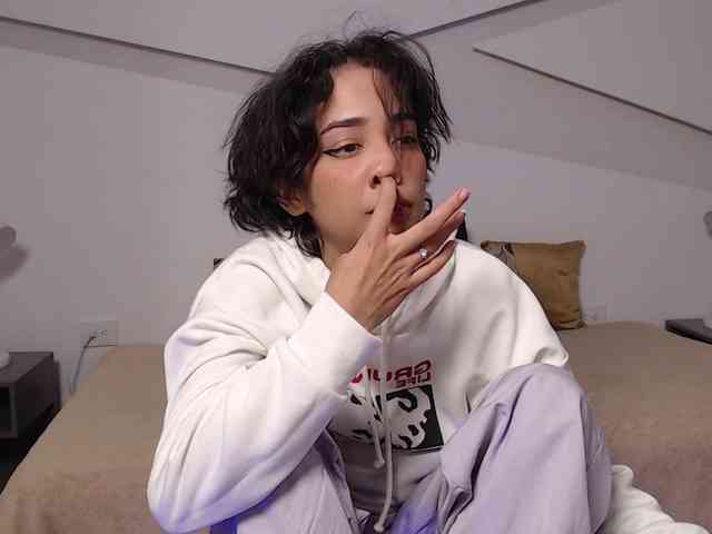 Kity-hot webcam