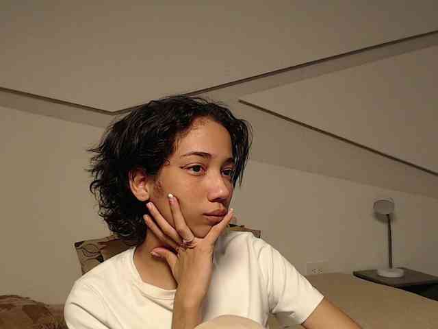 Kity-hot webcam
