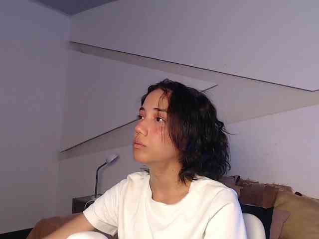 Kity-hot webcam