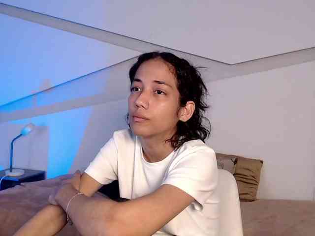 Kity-hot webcam
