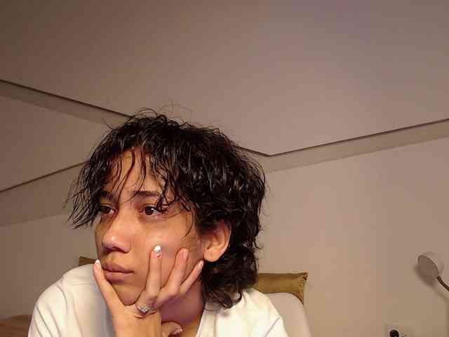 Kity-hot webcam