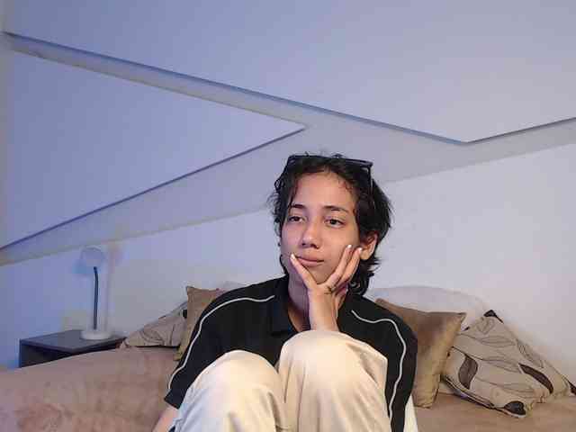 Kity-hot webcam